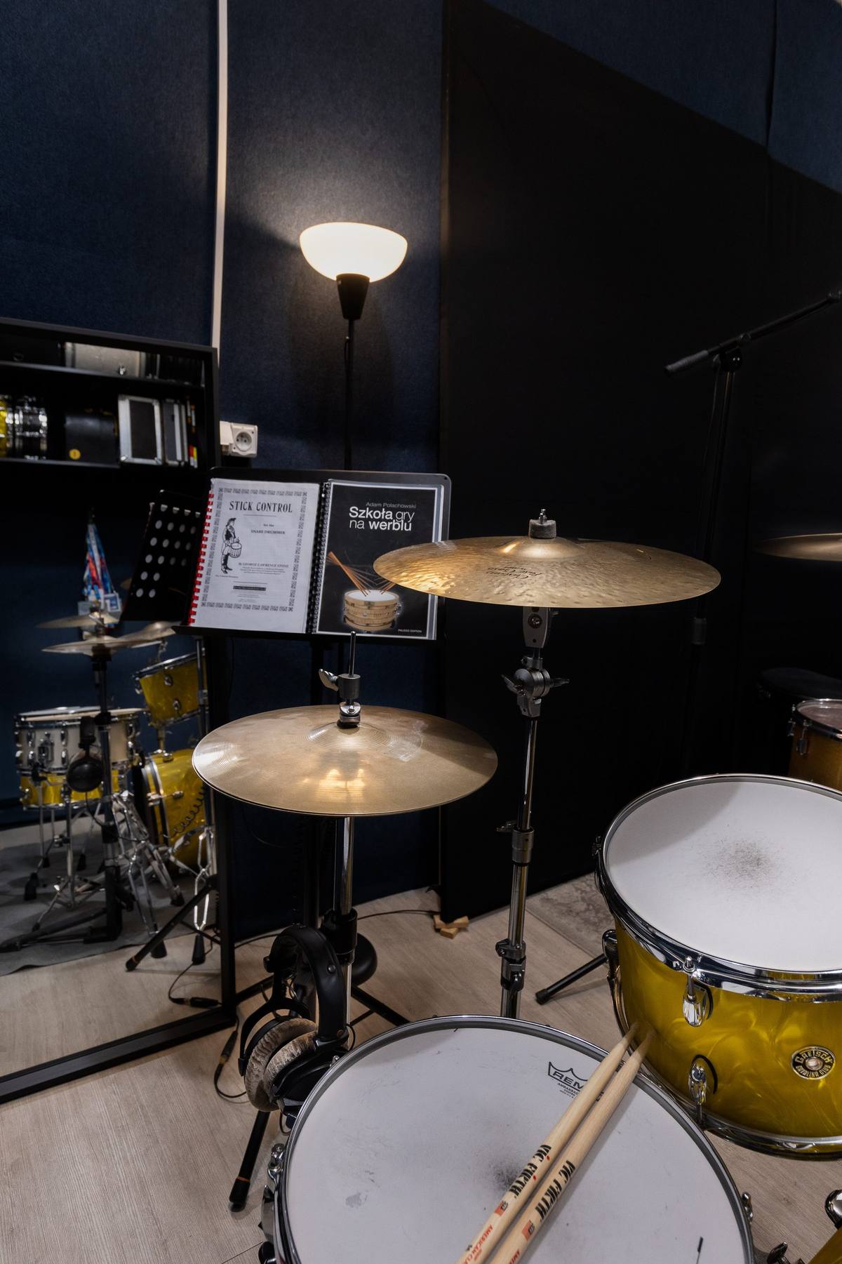 Hi-hat · detal