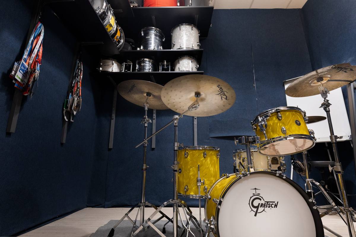 Gretsch · yellow
